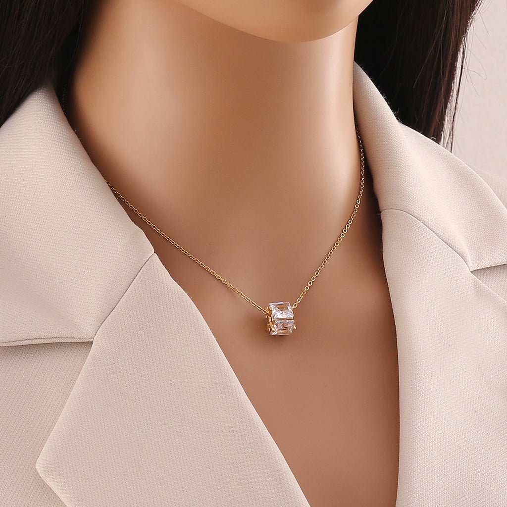 Mira Gold Necklace