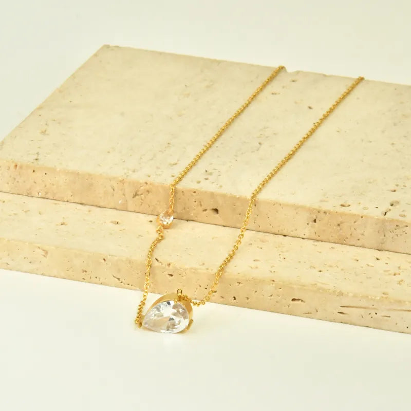 HiranyaVarna Dewdrop Pendant Necklace