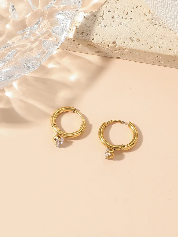 Diamond Hoop Earrings 18K Gold - Lifestyle Shot
